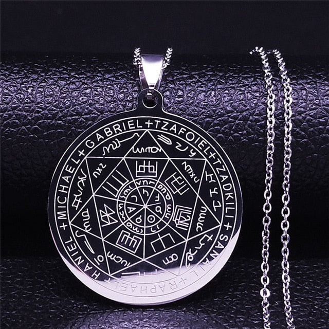 Pentagram Gold Pendants Necklace