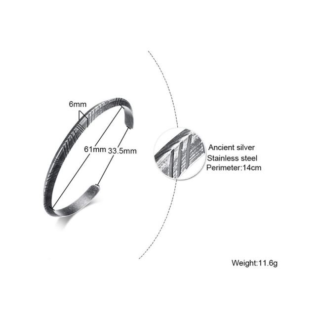 MEN TWISTED BANGLE