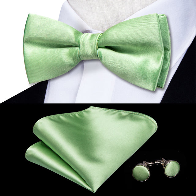 Jacquard Silk Bowtie Handkerchief Cufflinks Set