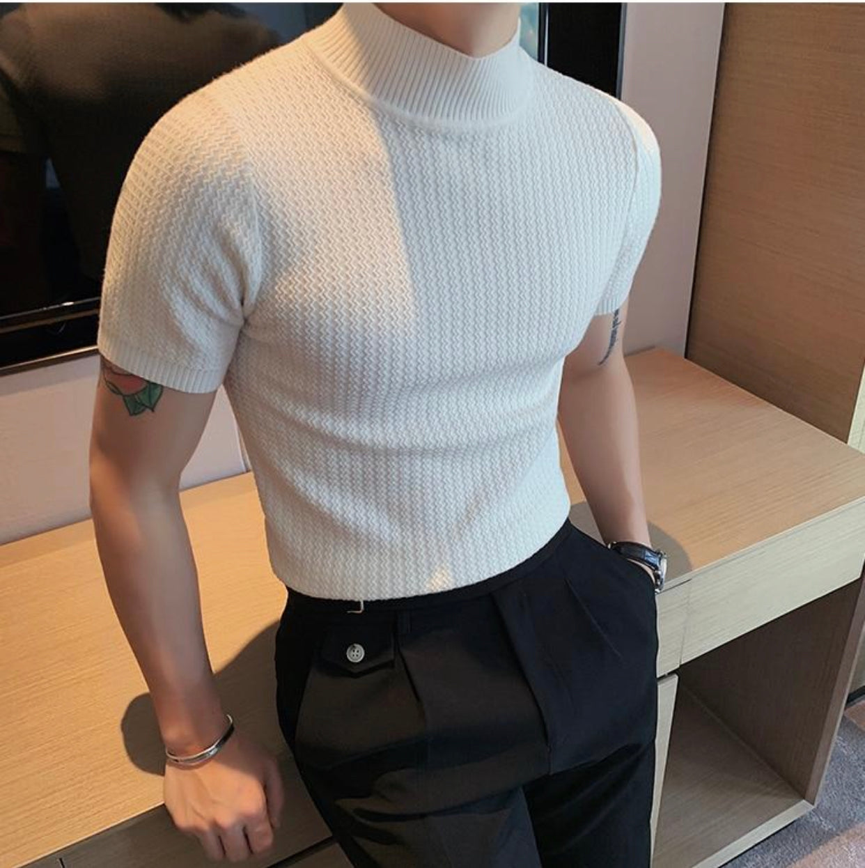 Short Sleeve Knitted Slim Fit Stretched Turtleneck Pullovers